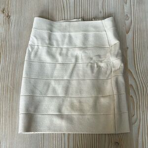 Bebe skirt
